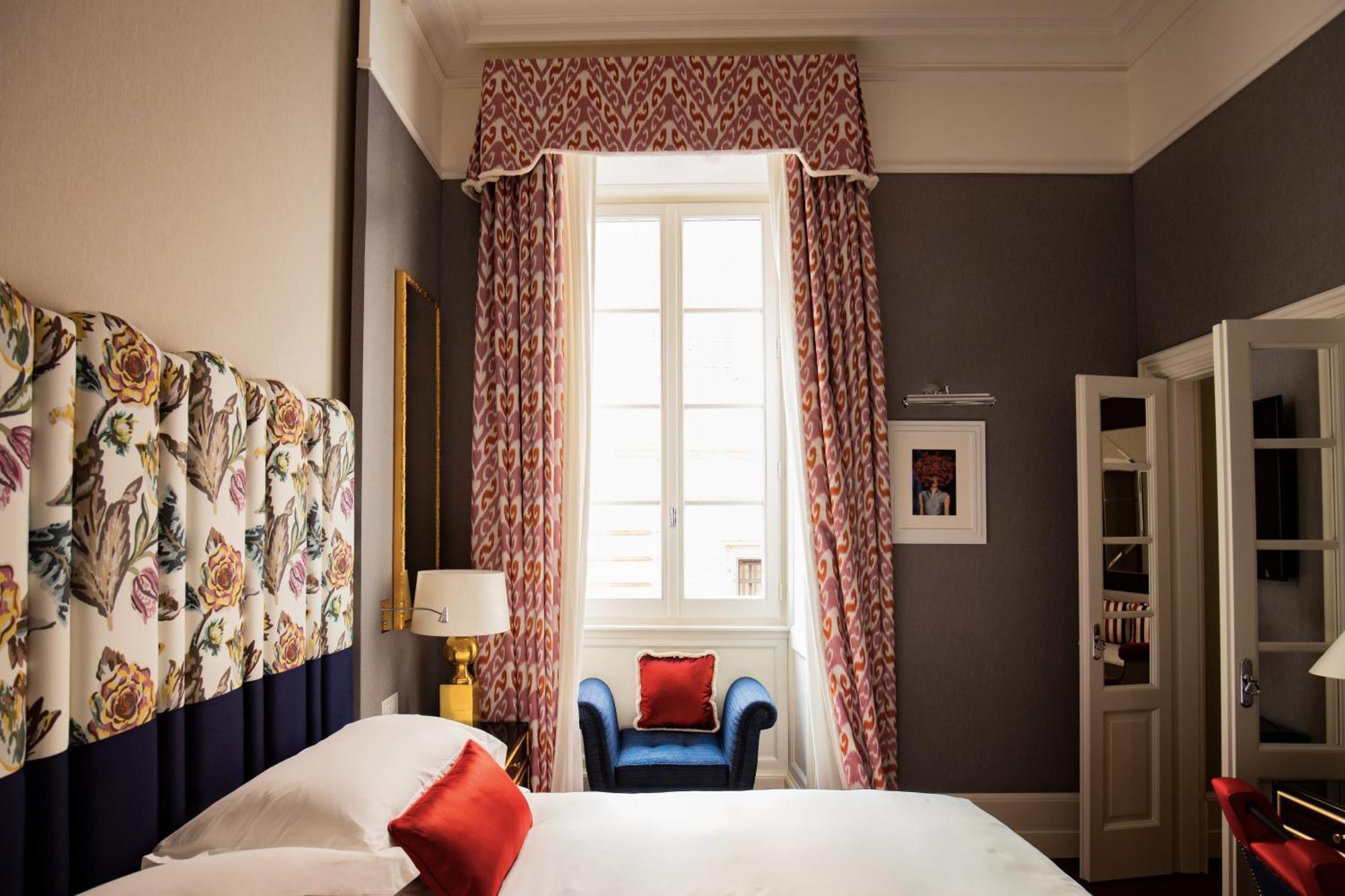 Maalot - Small Luxury Of The World Rom